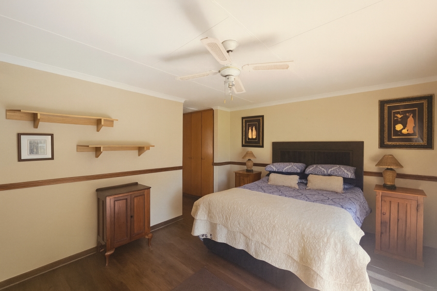 5 Bedroom Property for Sale in Ladybrand Free State